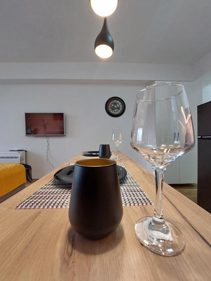 Box Apartment Скопье Экстерьер фото